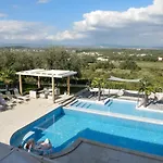 Vand Paradiso Villa