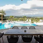 Villa Vand Paradiso *
