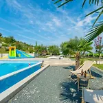 Villa Vand Paradiso