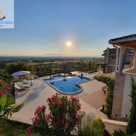 וילה Vand Paradiso *