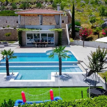 Vand Paradiso Villa Medjugorje