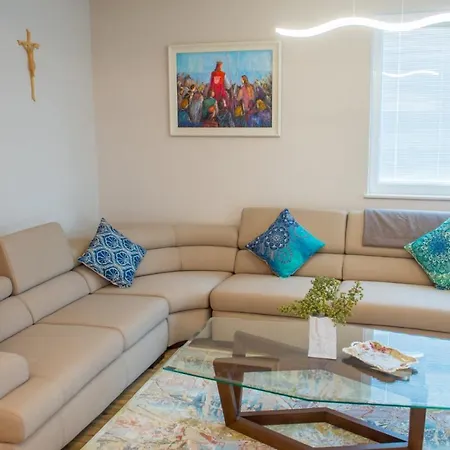 Vand Paradiso וילה