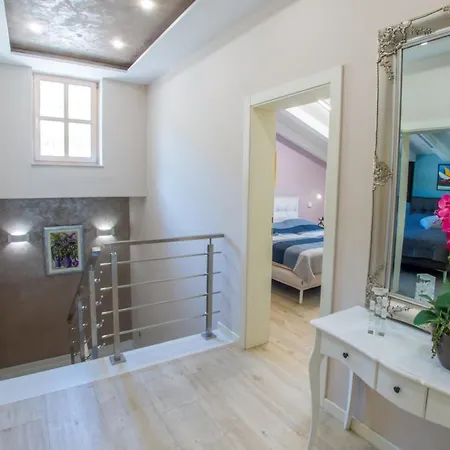 Vand Paradiso וילה