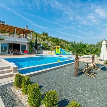 Vand Paradiso Villa Medjugorje